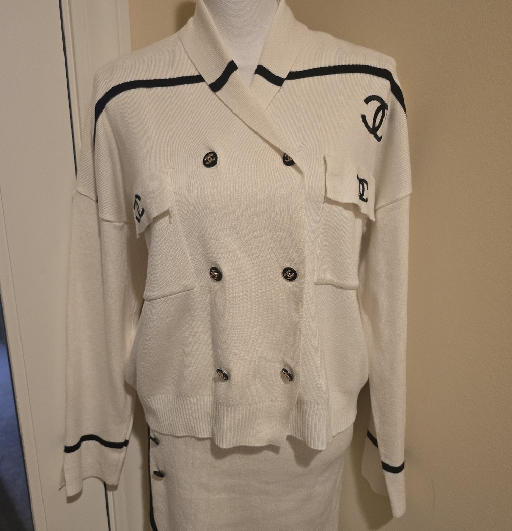 Chanel Knit Blouse & Skirt Medium